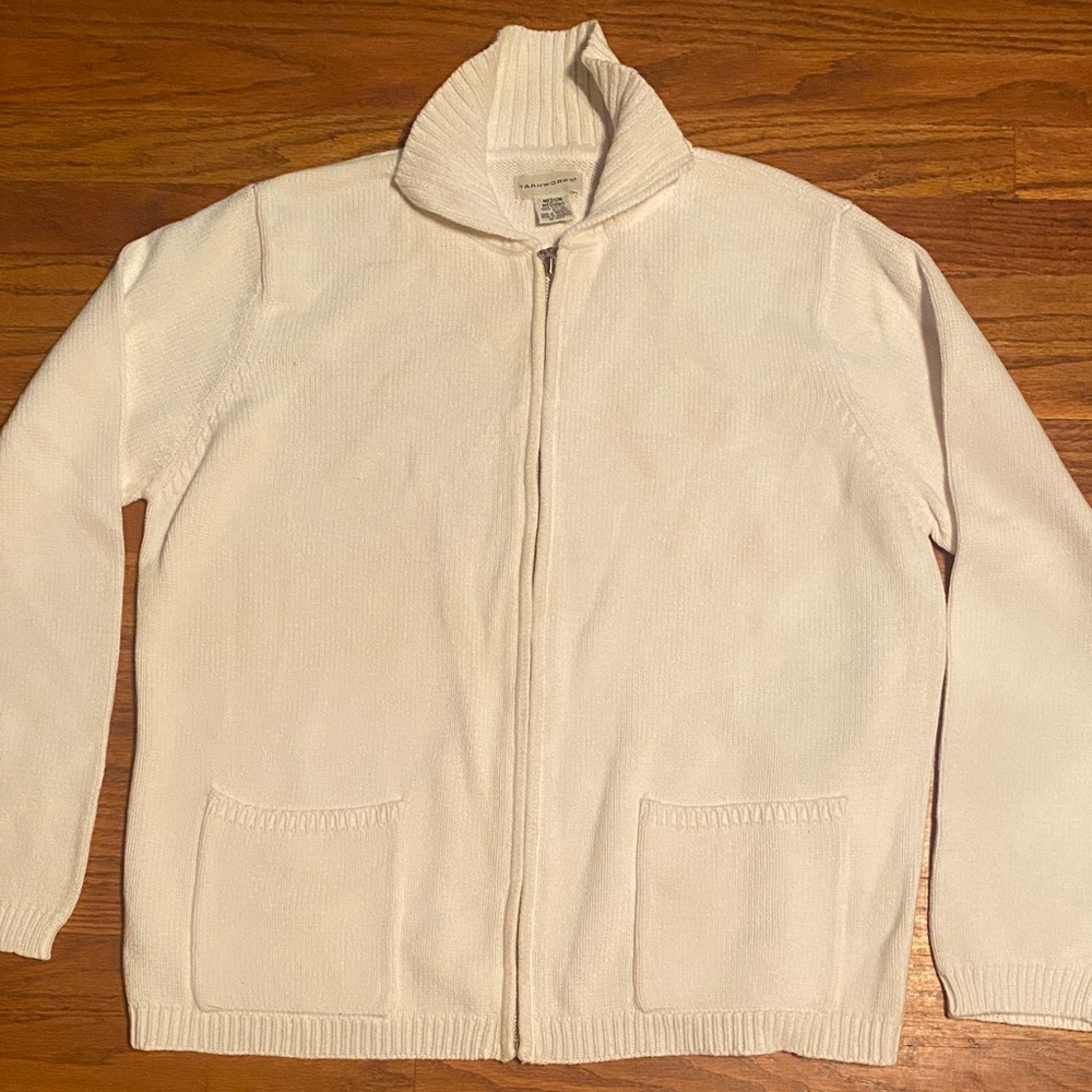 Cozy White Zip-Up Cardigan